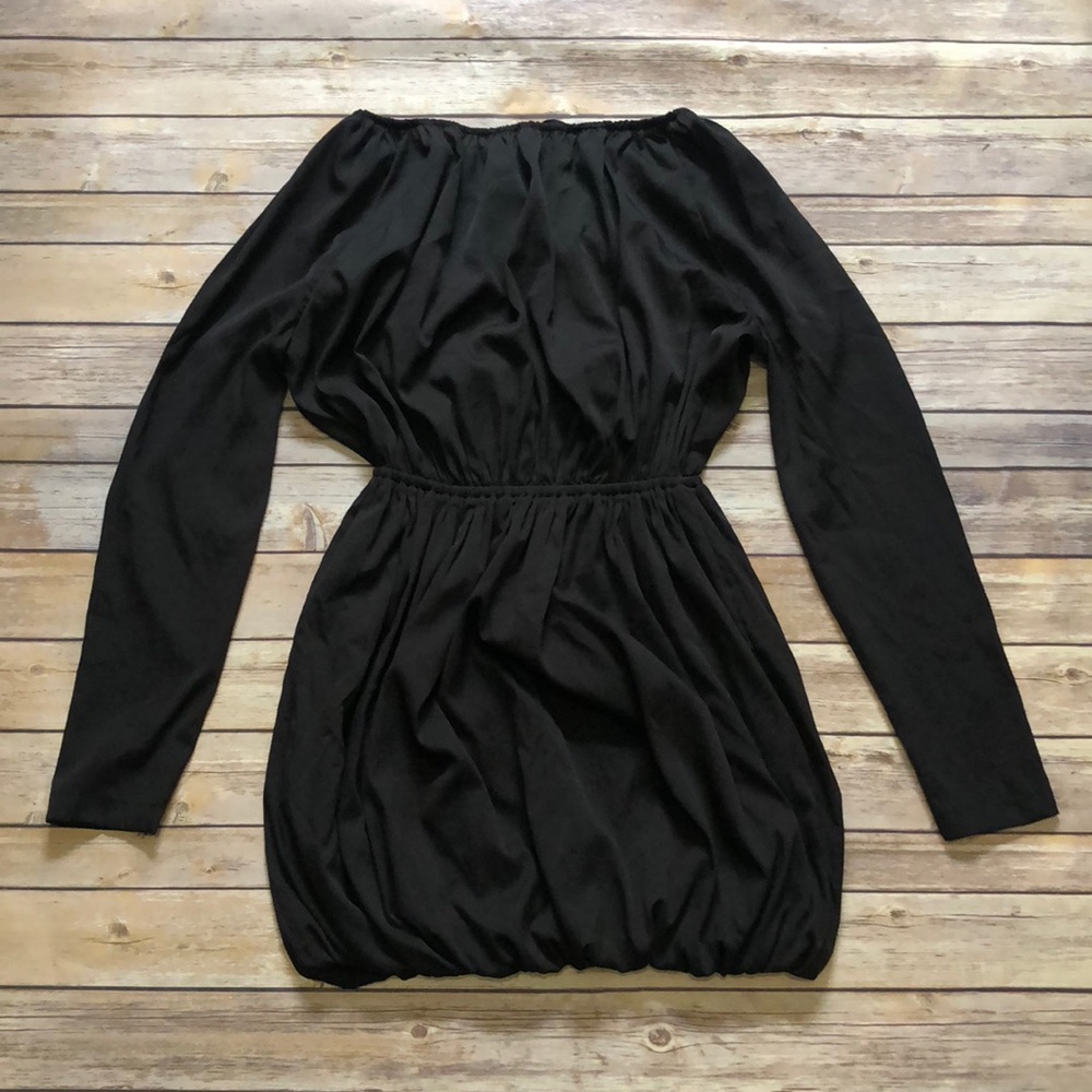 Converse M long sleeve black dress